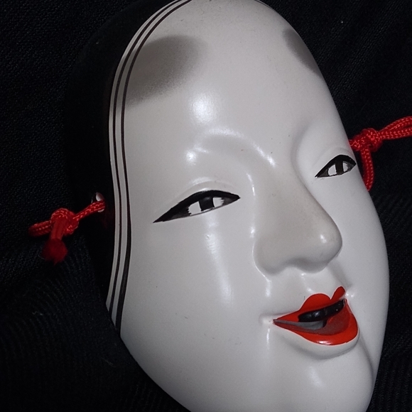 COPY - Japanese Noh Dance Miniature Mask - Picture 2 of 11